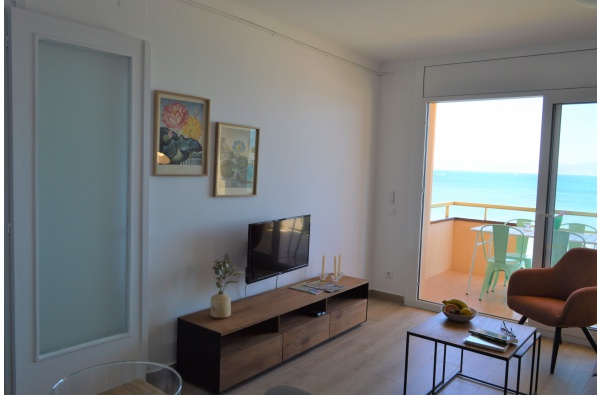 Apartament a primera linia de mar