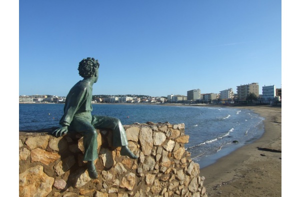 Camí de ronda pel poble