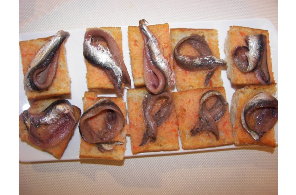 Taste anchovies from L'Escala