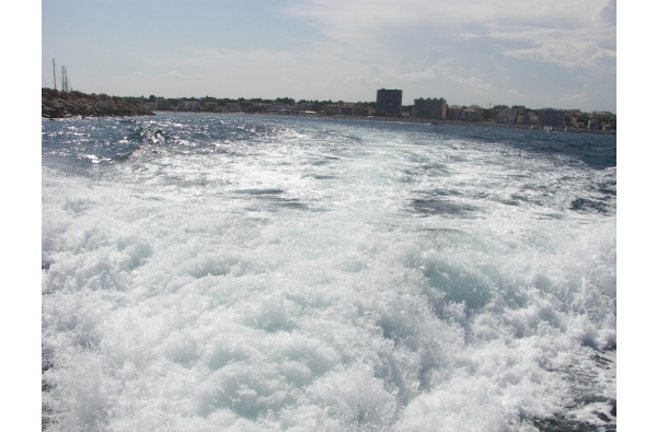 L’Escala depuis la mer