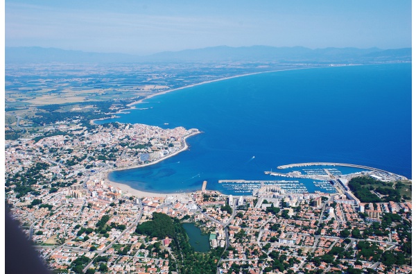 Bahía de Roses, una de las más bellas del mundo