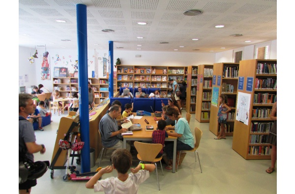 Biblioteca Víctor Català