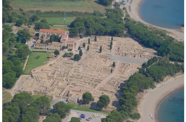 L’Escala en scène